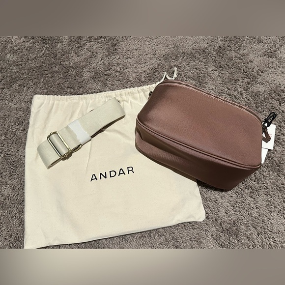 Andar Handbags - ANDAR — The Waymaker Active Rose Gold